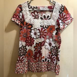 Beautiful flowered summer top